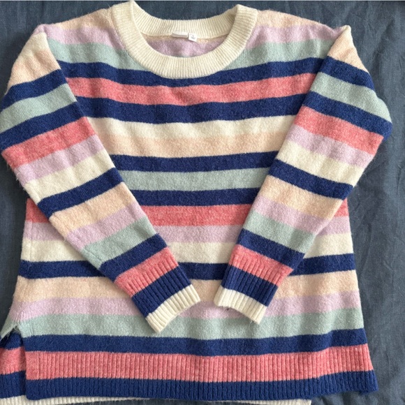 GAP Sweaters - GAP Pastel Striped Crewneck Sweater – Size Large